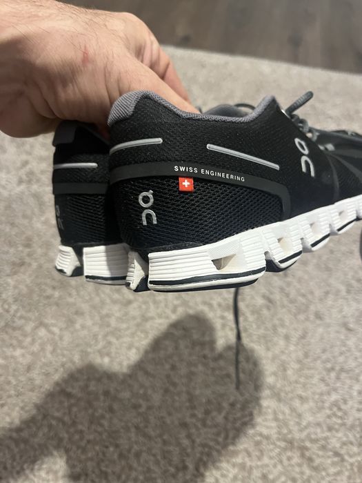 On Cloud 5-оригинални маратонки