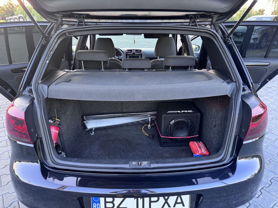 VOLKSWAGEN Golf 2010 — imagine 4