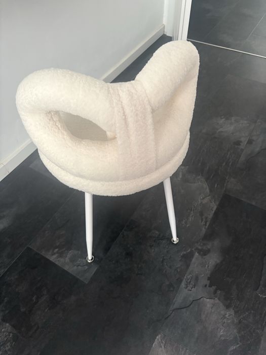 Vand Scaun make up/ machiaj material tip lânǎ