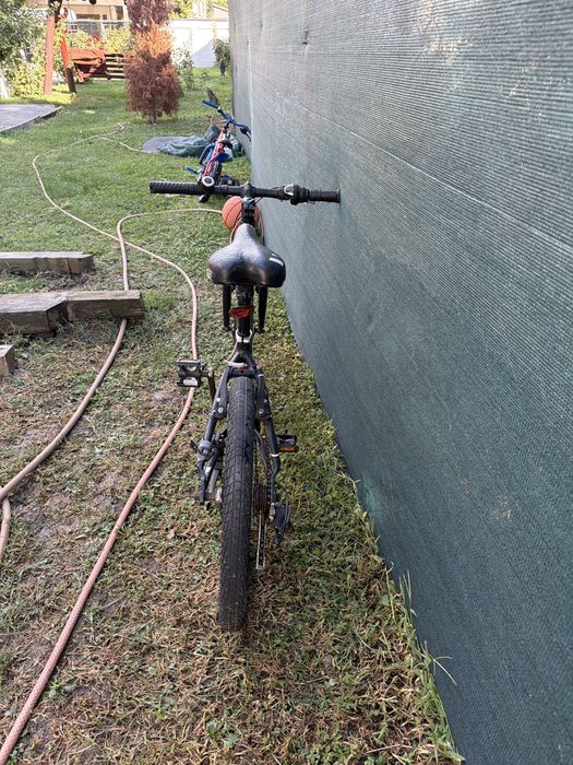 Bicicletă white șase schimbătoare
