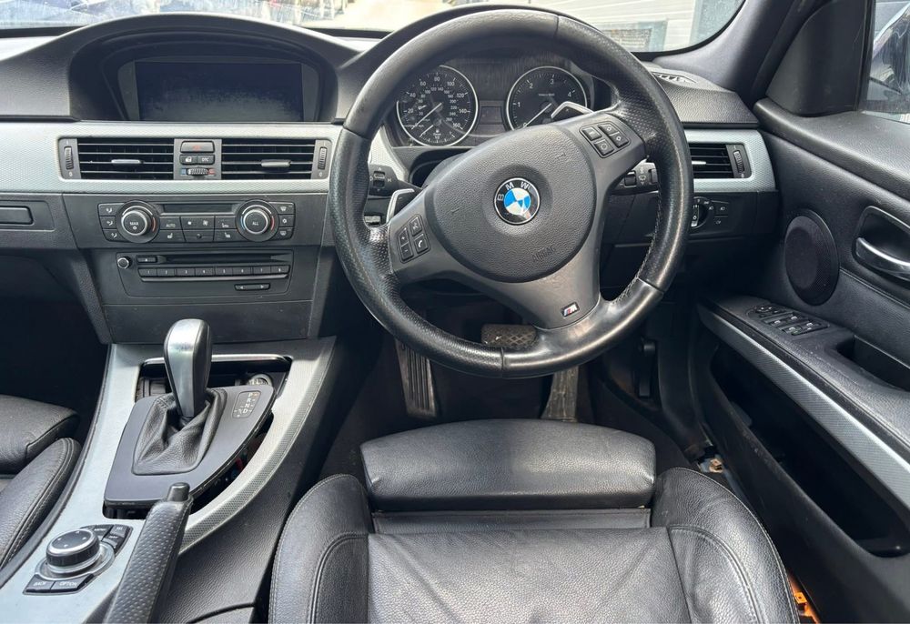 Dezmembrez BMW 325d N57 3.0d M-Pack E90Lci an 2011 ,M ,Xenon adaptiv