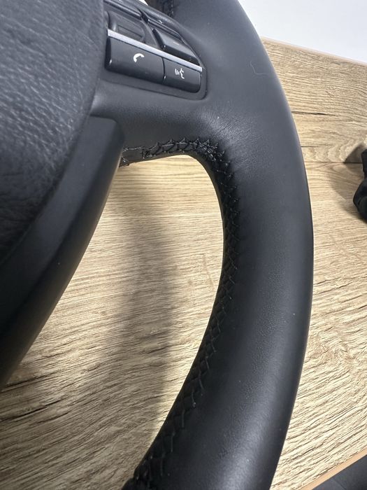 Volan f10 bmw retapitat profesional