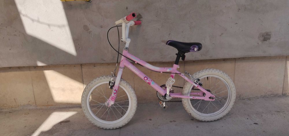 Bicicleta de copii cu roti de 16 inch