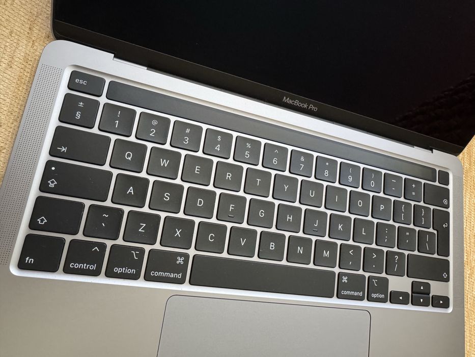 Macbook Pro 13” 2020 i7 16GB 512 SSD - Sibiu
