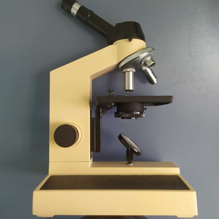 Микроскоп полски PZO