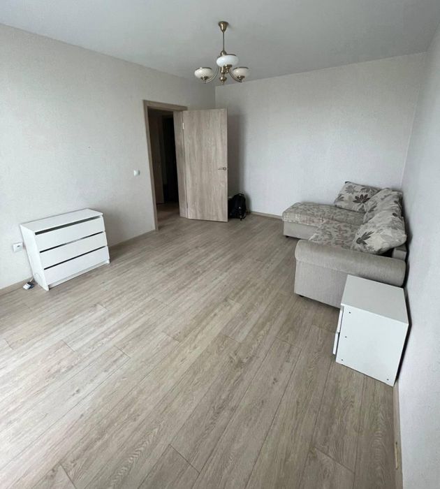 Сдам 1 комнатную длительно