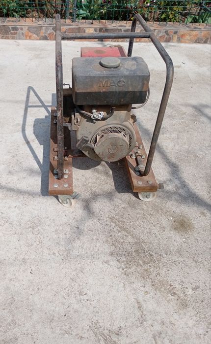 Generator curent model vechi profesional