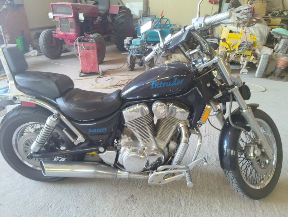 Suzuki Intruder VS 1400 Minnesota Twin
