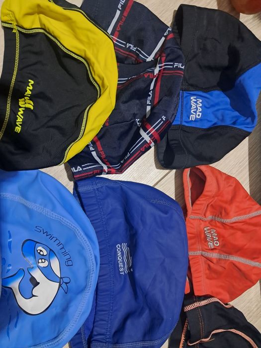 Шапочки для плавания, бассейна.