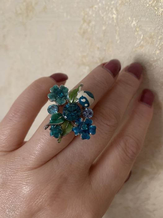 Коктельные кольца бижутерия