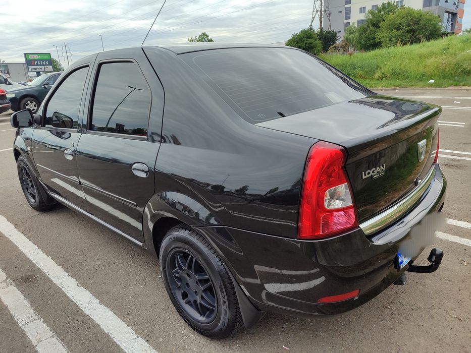 Dacia Logan 1.2 16 V, gpl, ediție limitată "Black linie"
