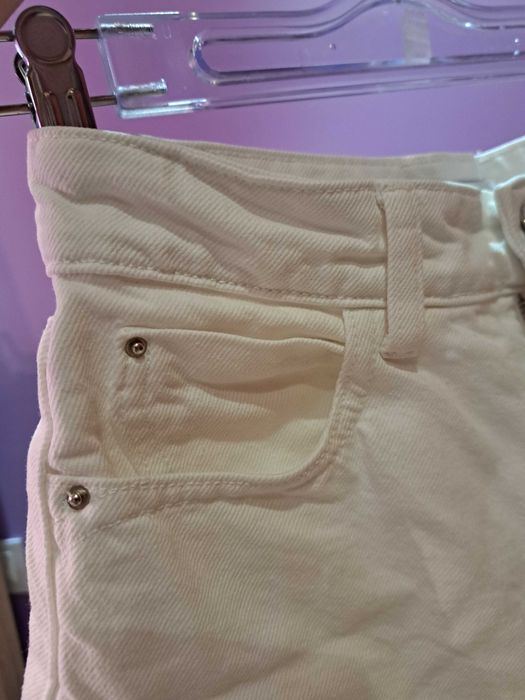 Чисто нови къси панталонки Zara