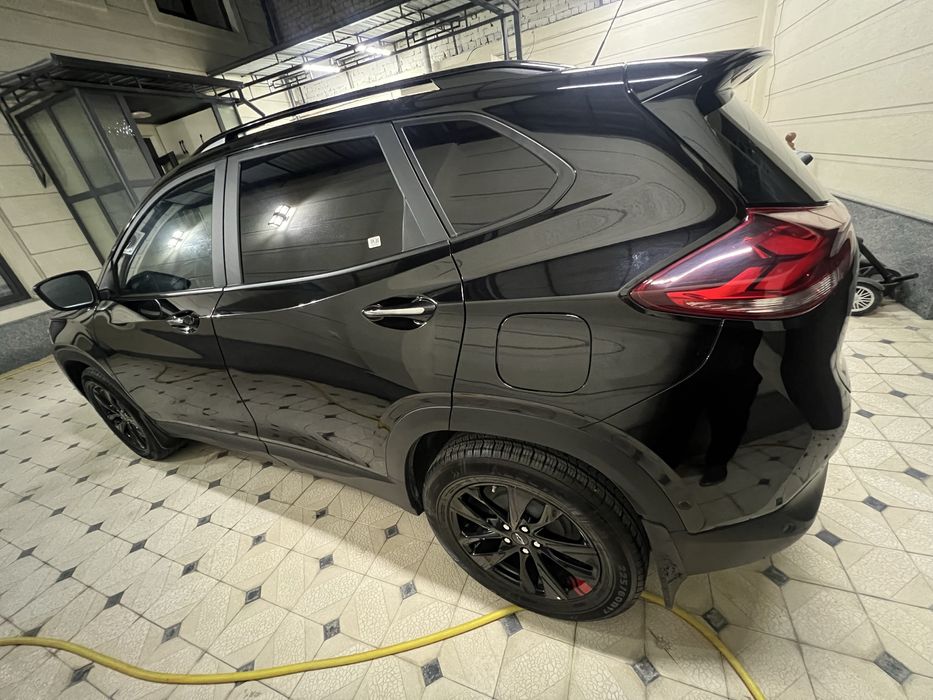 Treker 2 2025 Redline sotiladi