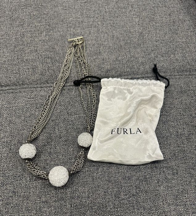 Елегантно колие от кристали и сребърна верижка на Фурла