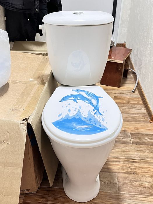 Продам унитаз в рабочем состоянии