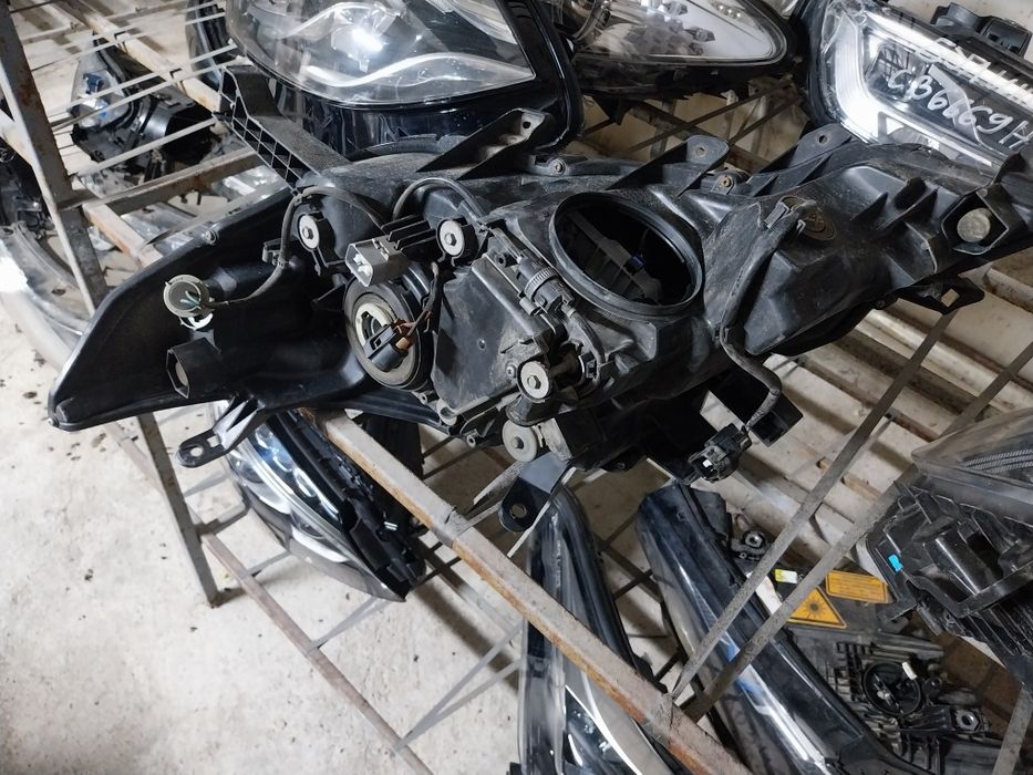 Десен фар Toyota Land Cruiser  J150