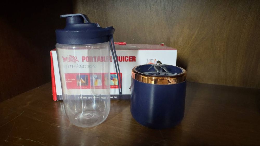 Портативный блендер для смузи