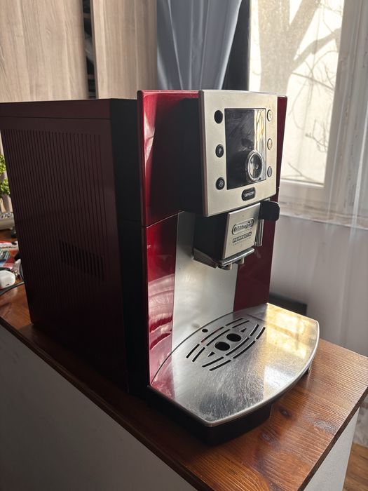 Aparat de cafea DeLonghi perfecta cappucino