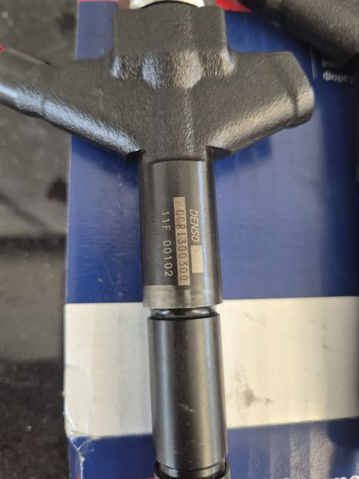 Injectoare Denso Nissan Navara,