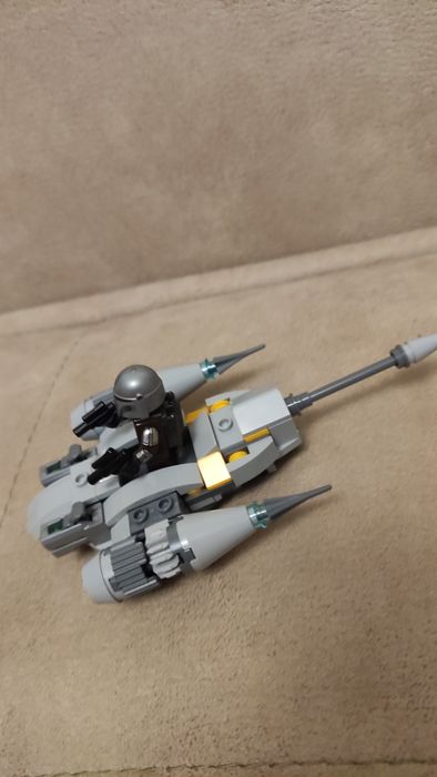 LEGO Star Wars 75363 - Мандалорски изтребител N-1 Microfighter