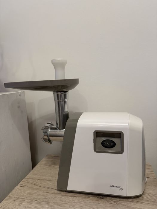 Mașină de tocat carne electrică Delimano Joy Meat Mincer