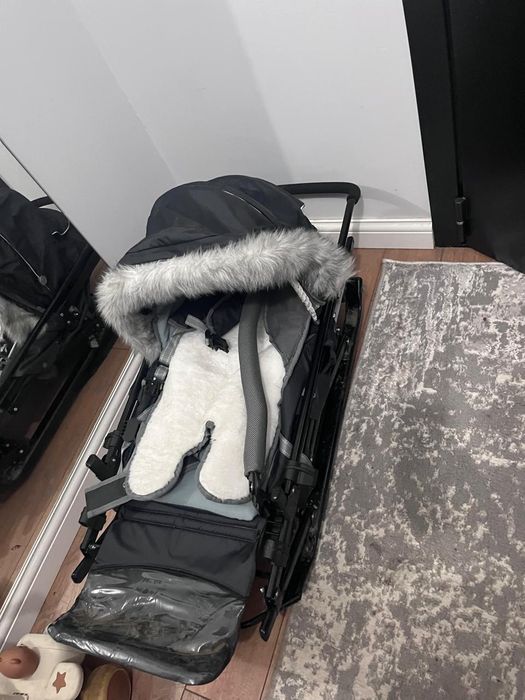 Коляска детская б/у