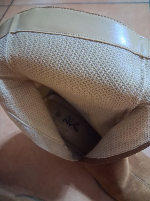 Botine piele naturală intoarsa