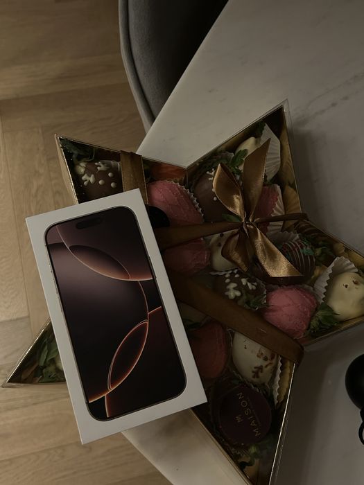 Iphone 16 Pro 256 гб desert titanium