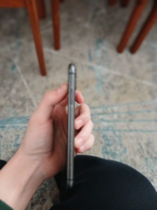 Айфон 11  срочно сатам