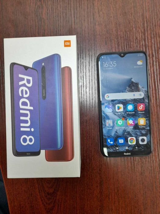 Redmi 8 Onyx Black 3 GB RAM  32 GB ROM в хорошем состоянии