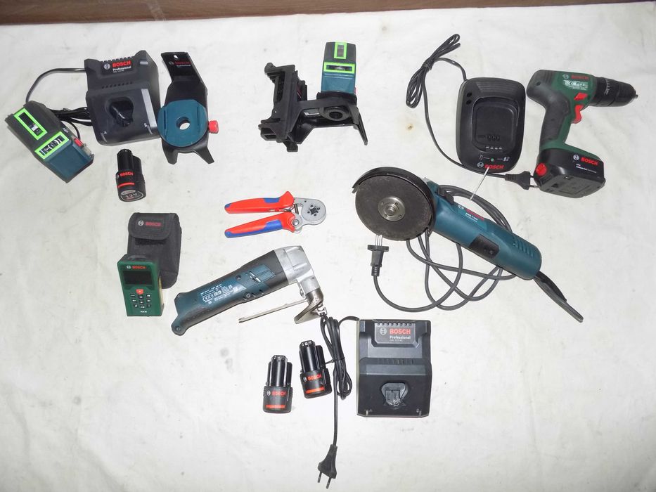 Scule 18V  Bosch  Profesionale  , perfect functionale