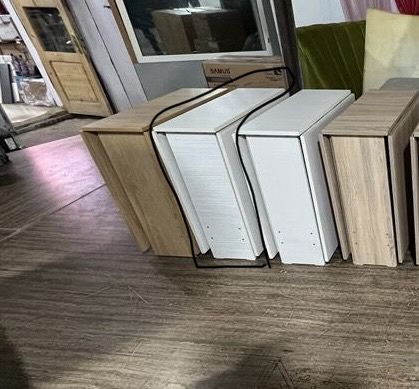 Vand mada expresibila + doua scaune