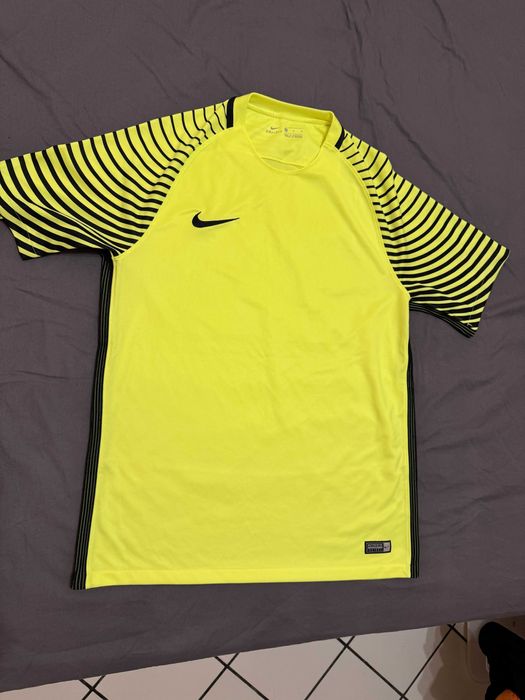 Мъжка тениска Nike L