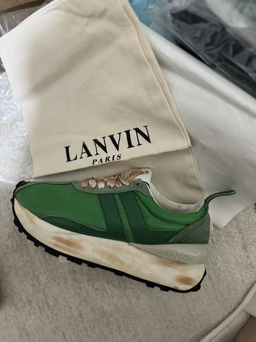 Кроссовки продам