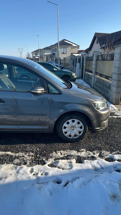 VW Touran, 2012, 1.6 TDI, Manual