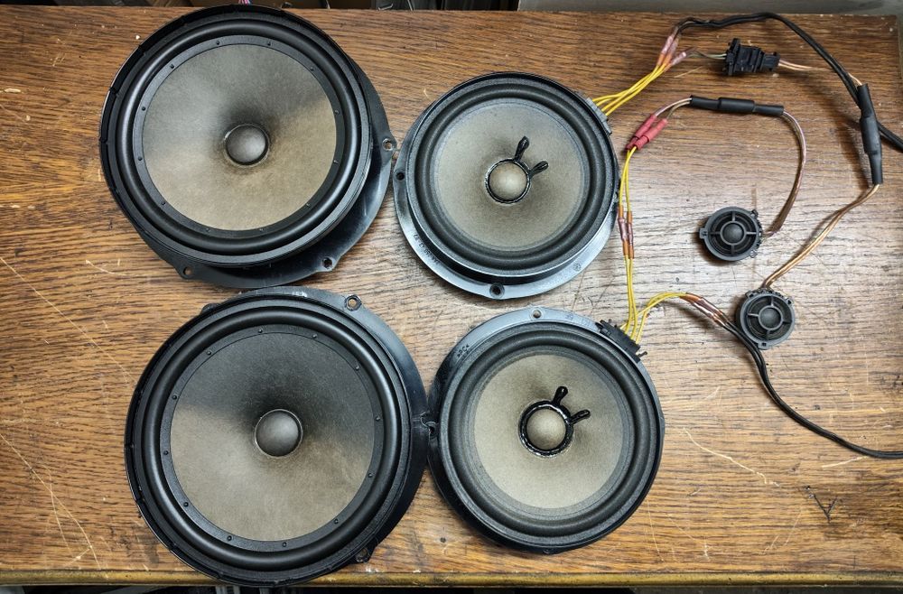 Set boxe difuzor difuzoare față spate Skoda Octavia 2