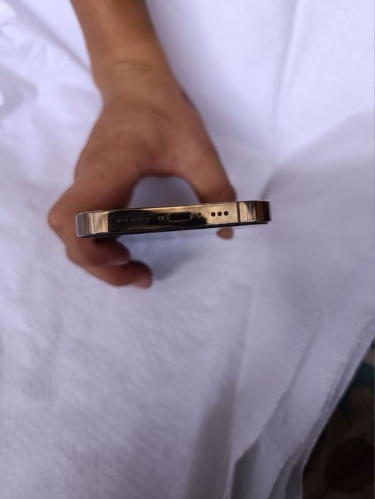 Iphone14 pro гарантиреий…