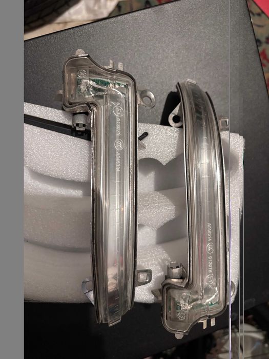 Semnalizare oglinzi originale BMW F30
