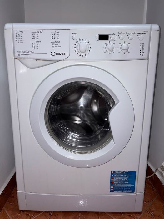 Masina de spalat rufe Indesit