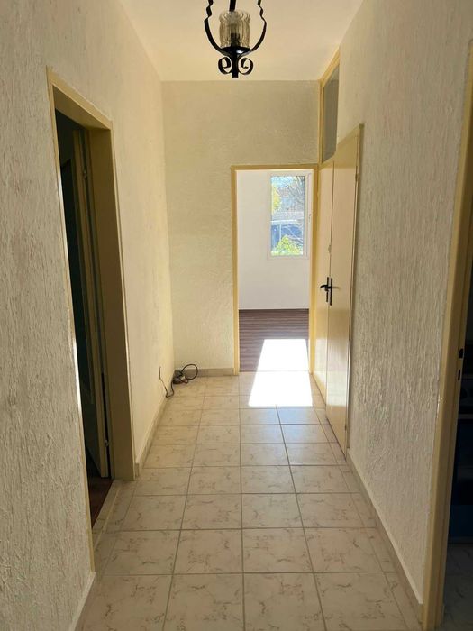 Продава се Тристаен апартамент в Пловдив, Въстанически - 87 кв.м за 1989 €/кв.м - Снимка #4