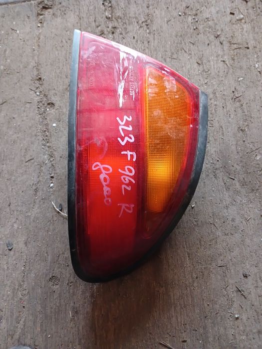 Фонарь Мазда 323F 1995г