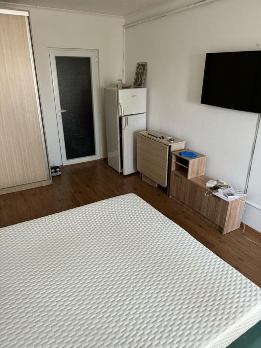 Proprietar închiriez garsonieră DOJA  peste stradă Isaru Staer