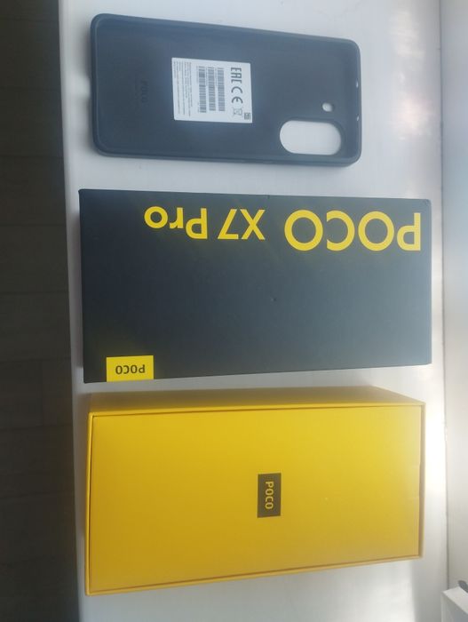Коробка с оригинал чехлом Poco x7 pro