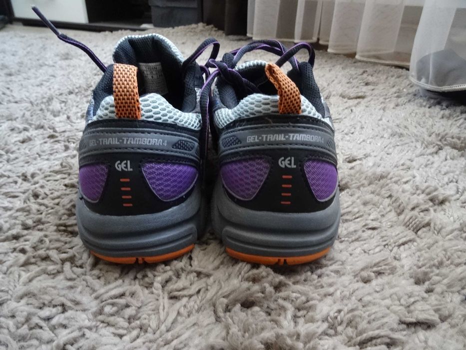 asics 39.5 gel trail tambora 4