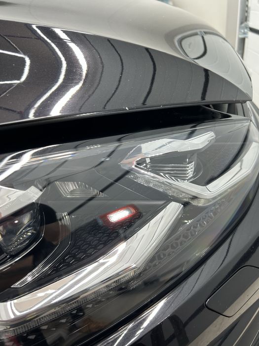 Shine Garage Varna Детайлинг  Полиране на фарове ,Детайлно почистване