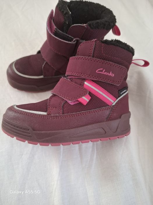 Страхотни ботушки за момиченце Clarks