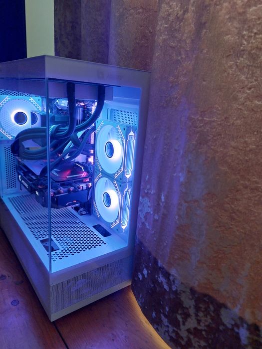 Vand Pc Gaming Gigabite Aorus