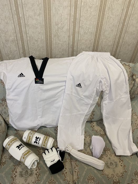 Форма для тхэковдно