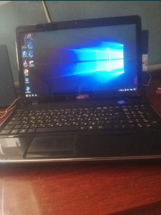МощныйНоутбукFUJITSU
