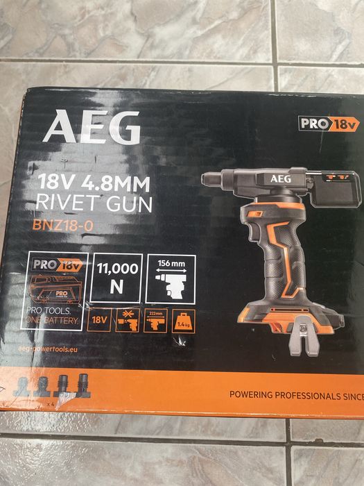 PISTOL de nituri AEG compact de 18V 4,8 MM